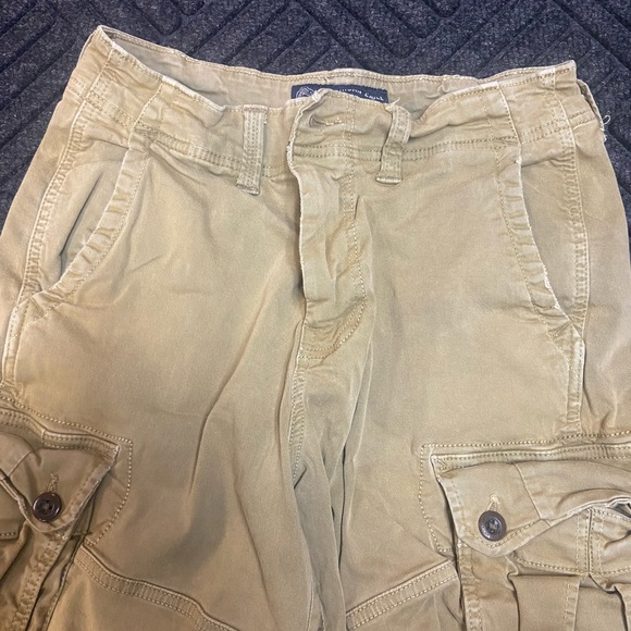 Shorts - Picture 3 of 5